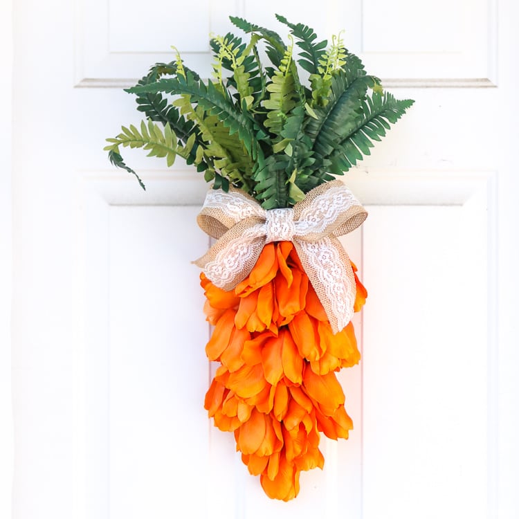 Carrot-Easter-Wreath-from-Fake-Tulips-1