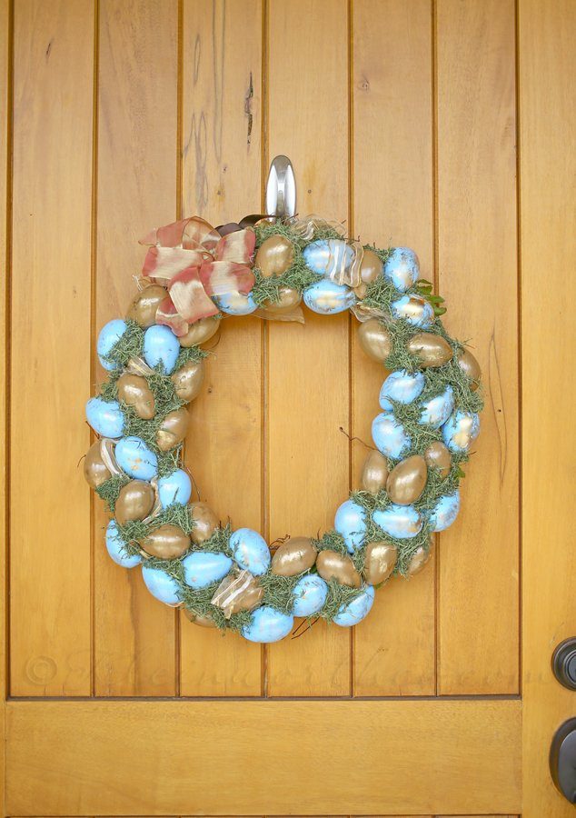 blue and gold wreath