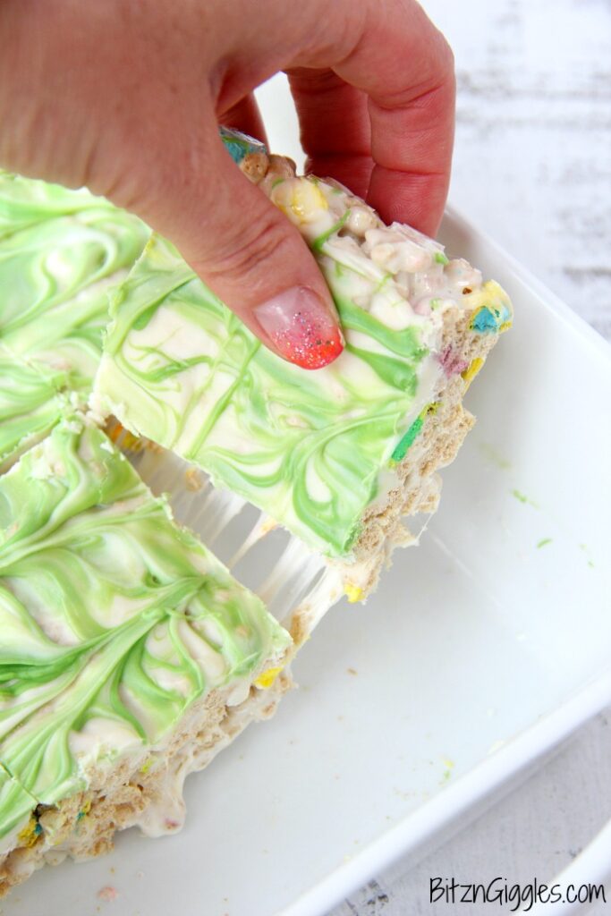 Marshmallow-Lucky-Charms-Treats-post