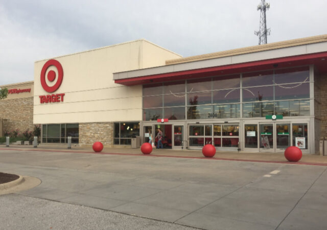 Target to Start Limiting the Number of Shoppers