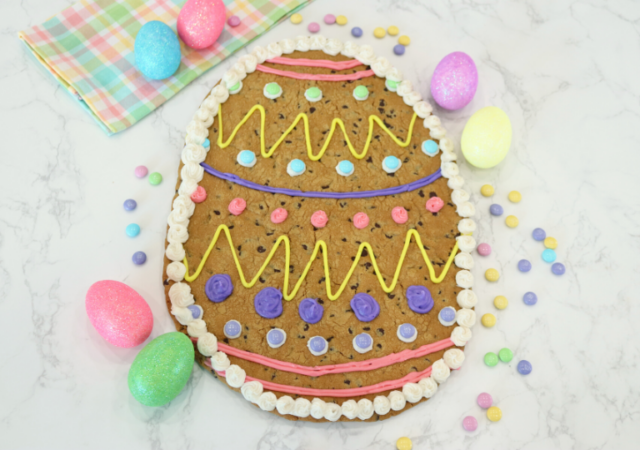 cookie easter cake