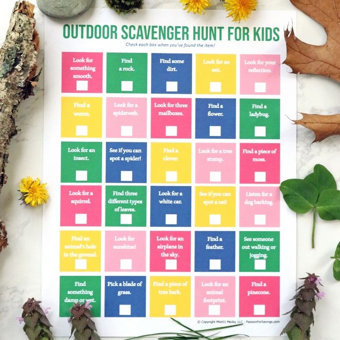 outdoor scavenger hunt