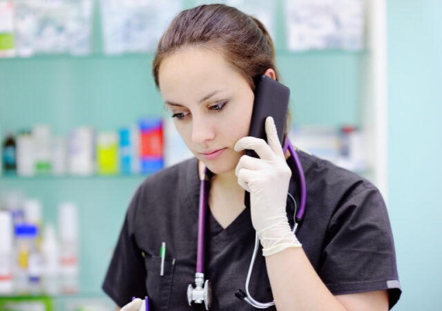 AT&T Offering Nurses & Doctors 3 Months of Free Wireless Service