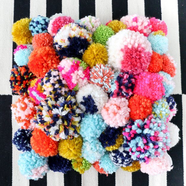 pom pom pillow 