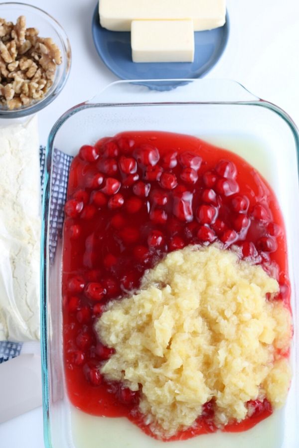 cherry pineapple dump cake