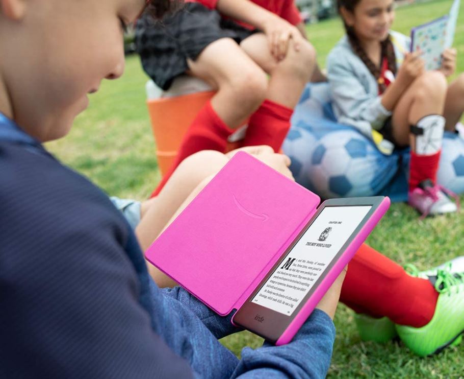 Kindle Kids Edition on Sale - kids reading on kindles