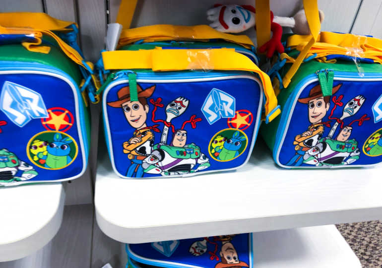 Disney Lunch Boxes on Sale (3)