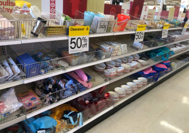 Dollar Spot Clearance