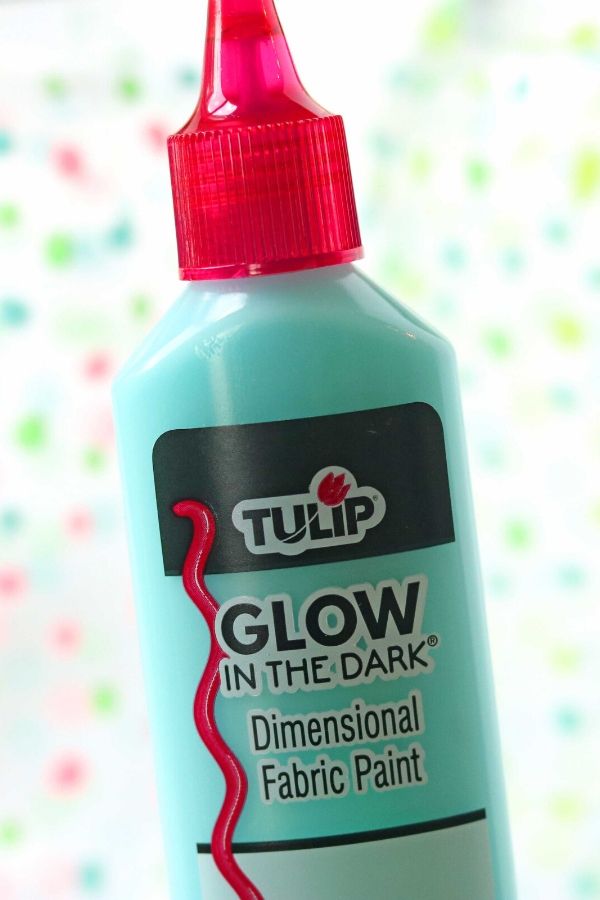 glow in the dark craft paint 