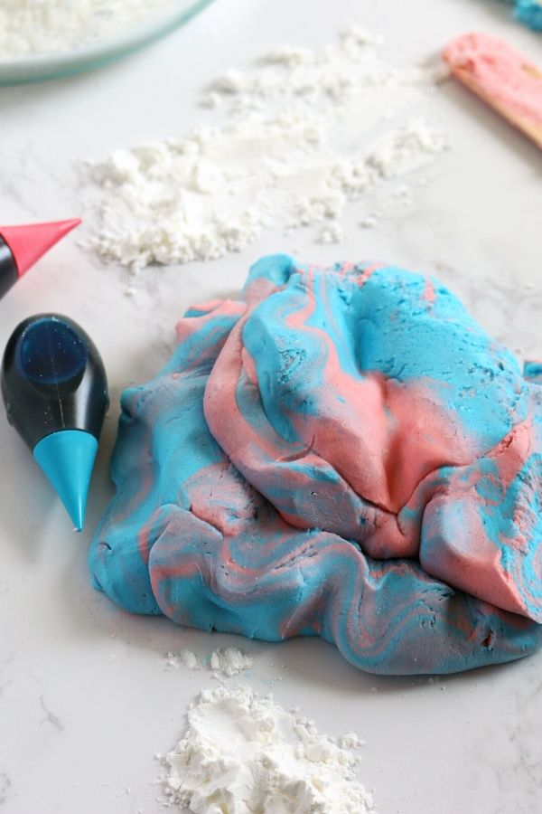 tie dye playdoh