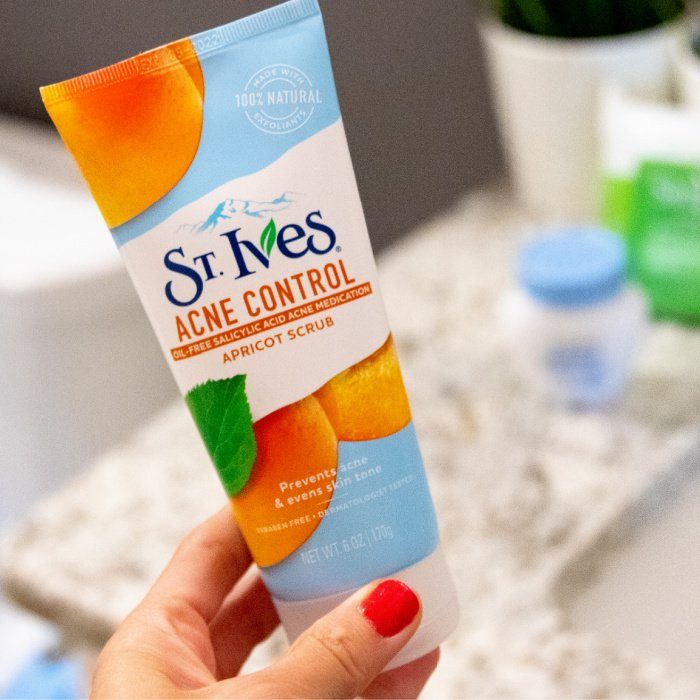 St. Ives Acne Control Apricot Scrub