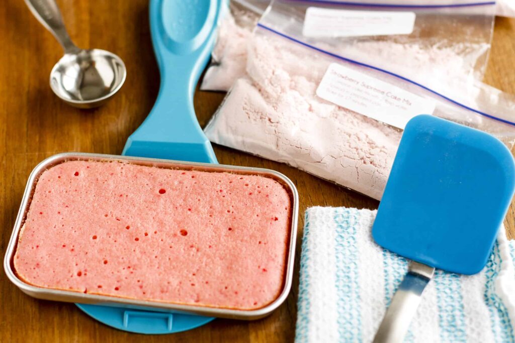 strawberry cake for easy bake oven 