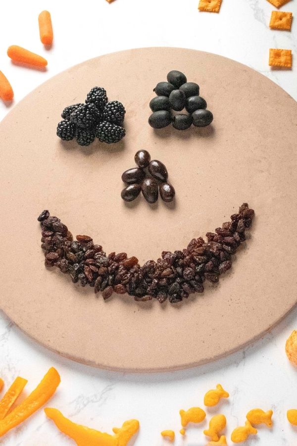 pumpkin face on platter