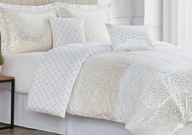 Modern Southern Home Bedding Sets on Sale - bedding set on bed