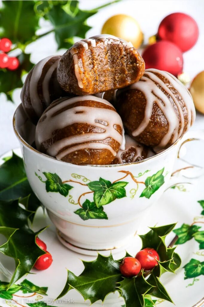 gingerbread no bake bites 