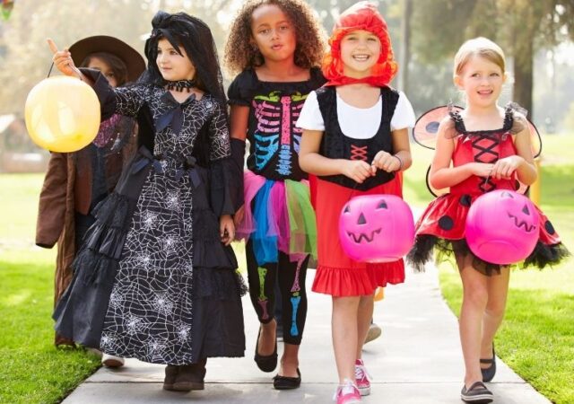 Free Curbside Trick or Treat Event