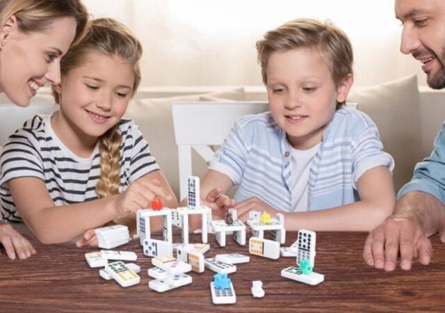 Mexican Train Dominoes Set