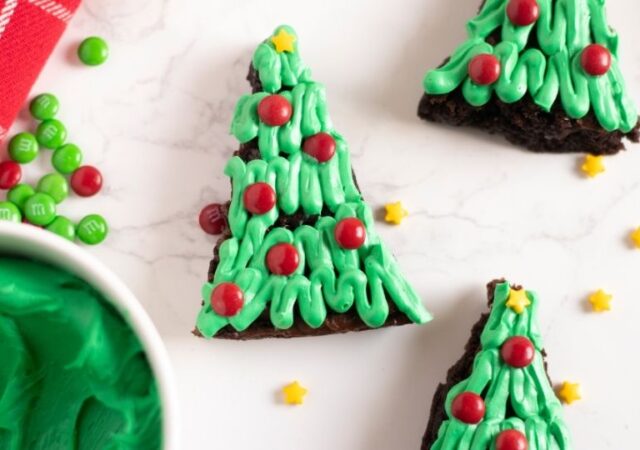 christmas tree brownies on table