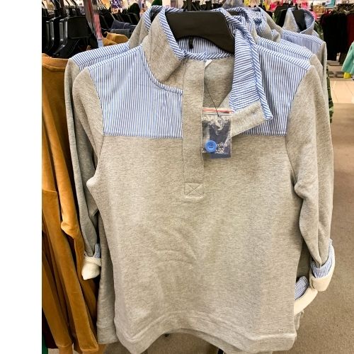 Crown & Ivy Women's Pullovers on Sale