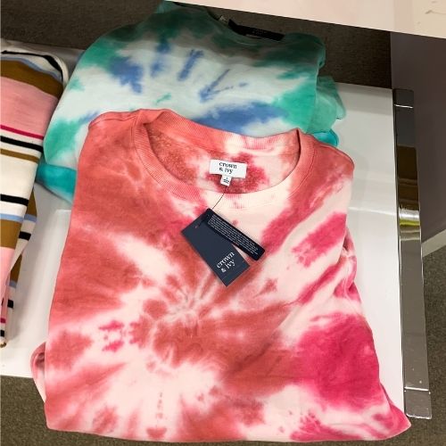 Crown & Ivy Women's Pullovers on Sale