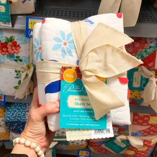 Pioneer Woman Bedding