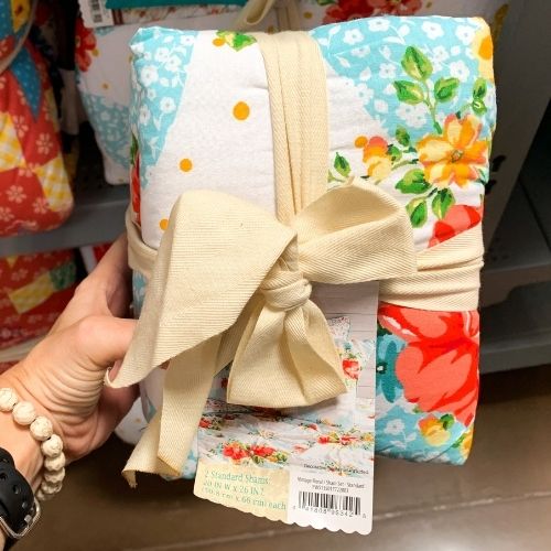 Pioneer Woman Bedding