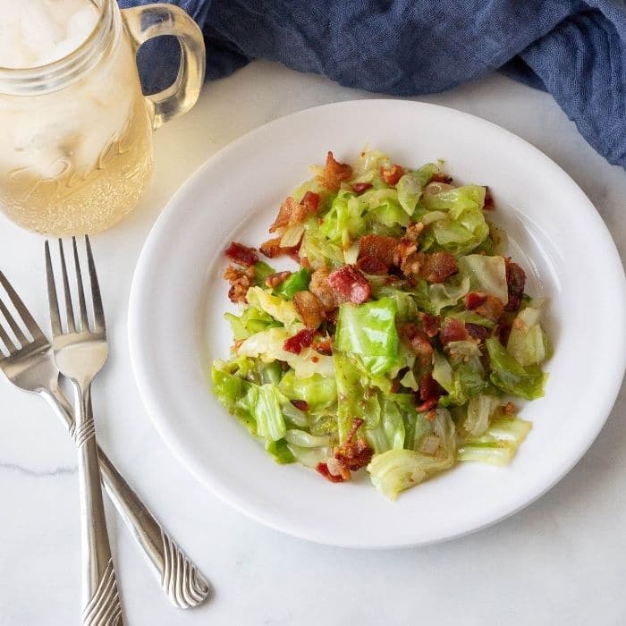 bacon and cabbage on plate 