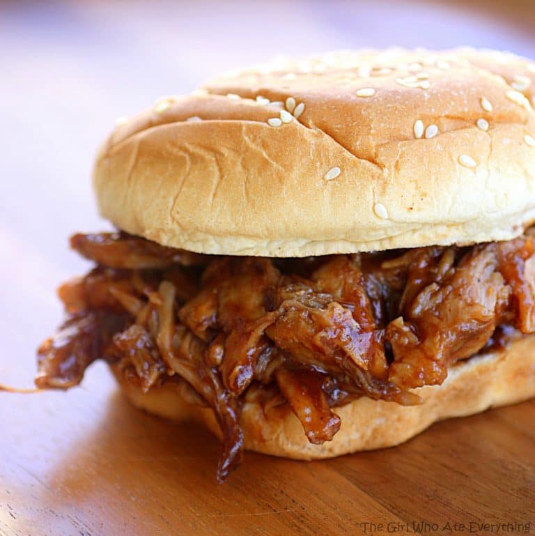 pulled pork sandwich 