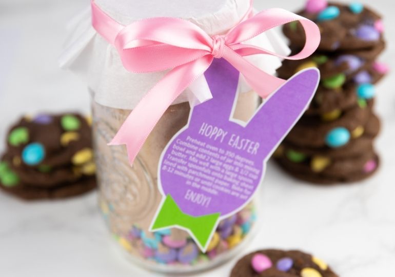 Up to 50% Off Personalized M&M's, Party Favors, and Gifts