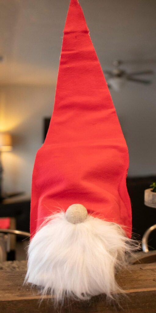 red hat gnome on kitchen table 