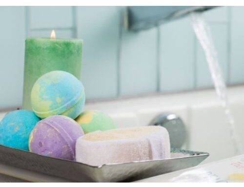 Free Bubbly Belle Bath Bomb Gift Set