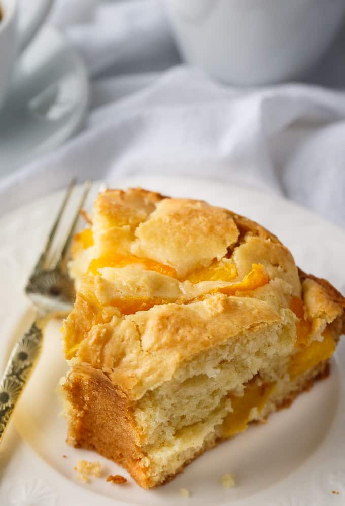 peach coffee cake