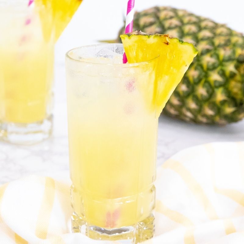 Serve up this summer party punch to drink this summer . 3 ingredients is all you need for a refreshing and hydrating punch! #passion4savings #Punch #summer #pineapple #punchrecipe #drink #sprite #easy #nofuss pineapple lemonade