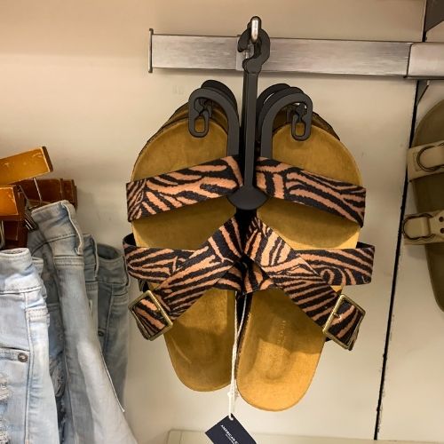 American Eagle Sandals