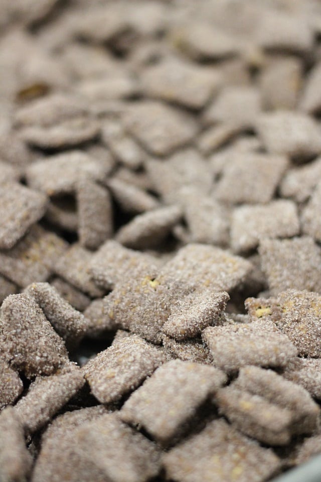hot chocolate muddy buddy spread out on tray 