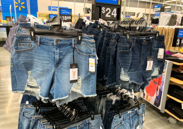 Sofia Vergara Jean Shorts