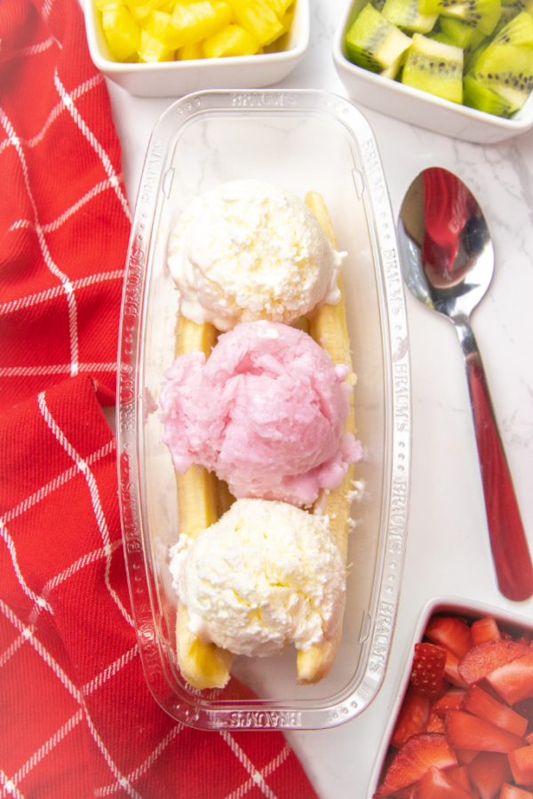 yogurt banana split