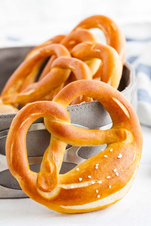 soft pretzels in container 