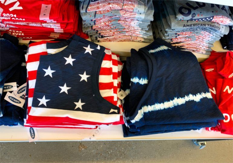 Old Navy 4th of July Sale LIVE NOW!! Check out these low prices!!