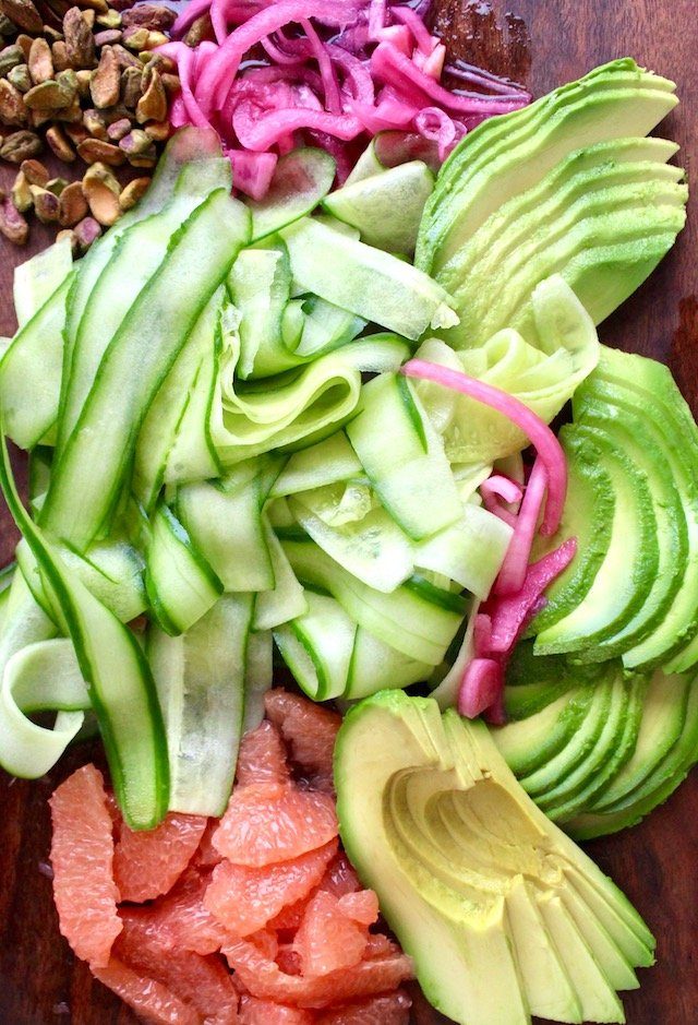 avocado salad with grapefruit 