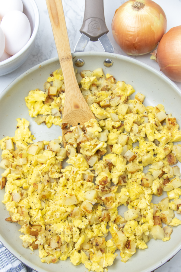 egg and potato in skillet