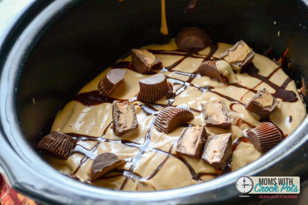 peanut butter cake topped with reeses