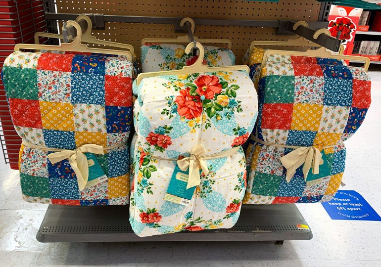 Pioneer woman luggage set cheap