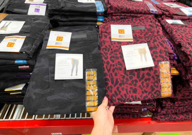 Women's Skinny Jeans on Sale