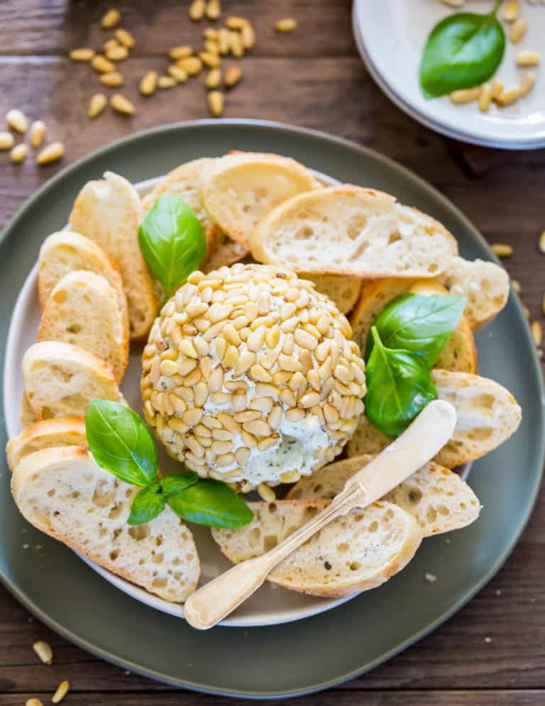 pine nut cheese ball 