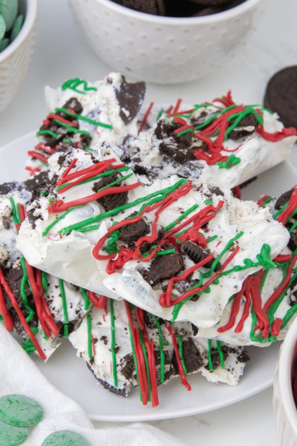 christmas bark on a plate 