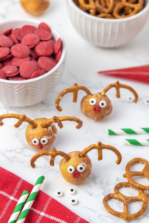 reindeer designed donut holes