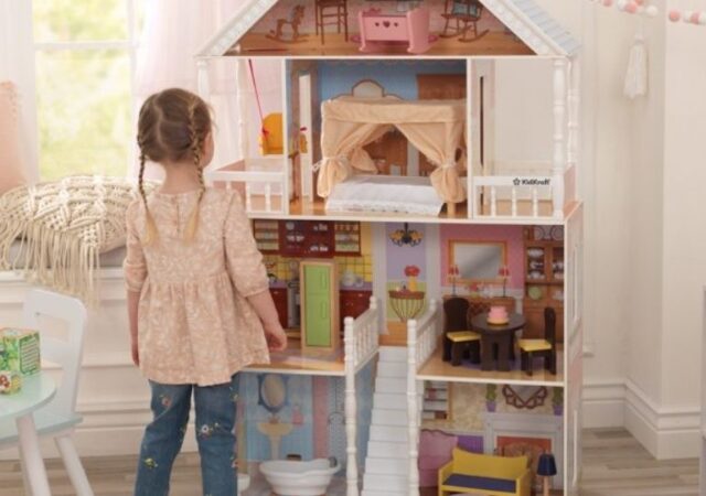 Black Friday KidKraft Dollhouse Deals