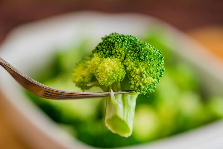 broccoli on fork 