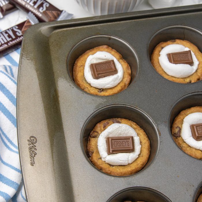 mini muffin tin with cookie cups in it 